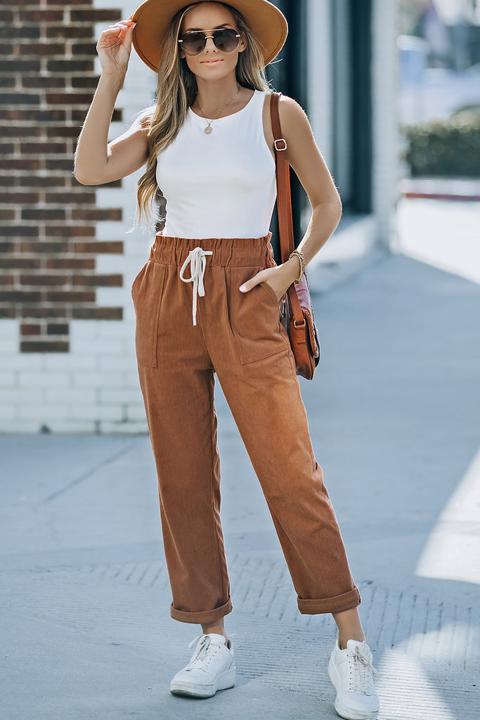 Pleated Detail Wide-Leg Pants with Pockets